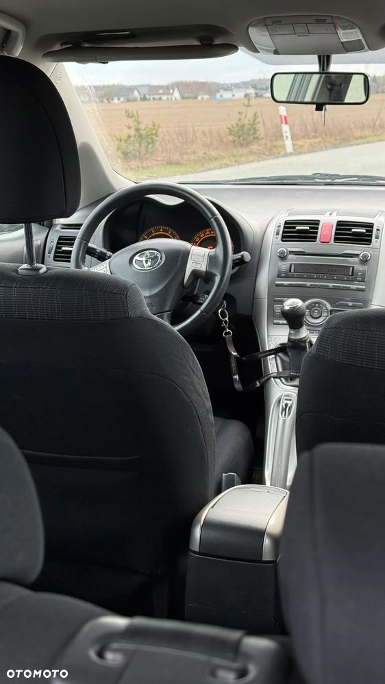 Toyota Auris 1.6 VVT-i Sol - 11