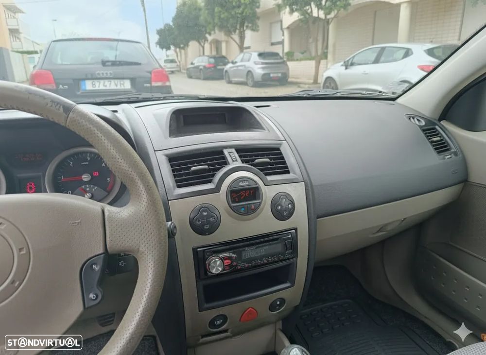 Renault Mégane 1.5 dCi Privilège Luxe - 11