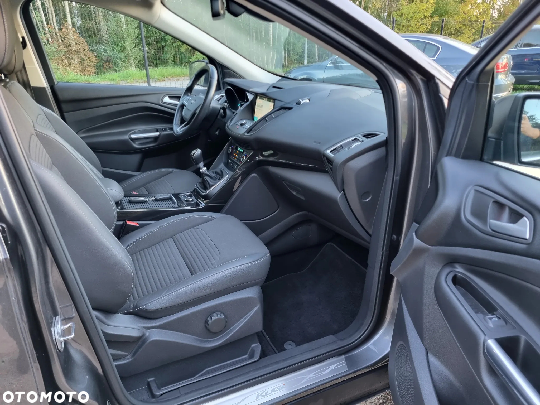 Ford Kuga 1.5 EcoBoost 2x4 Titanium - 21