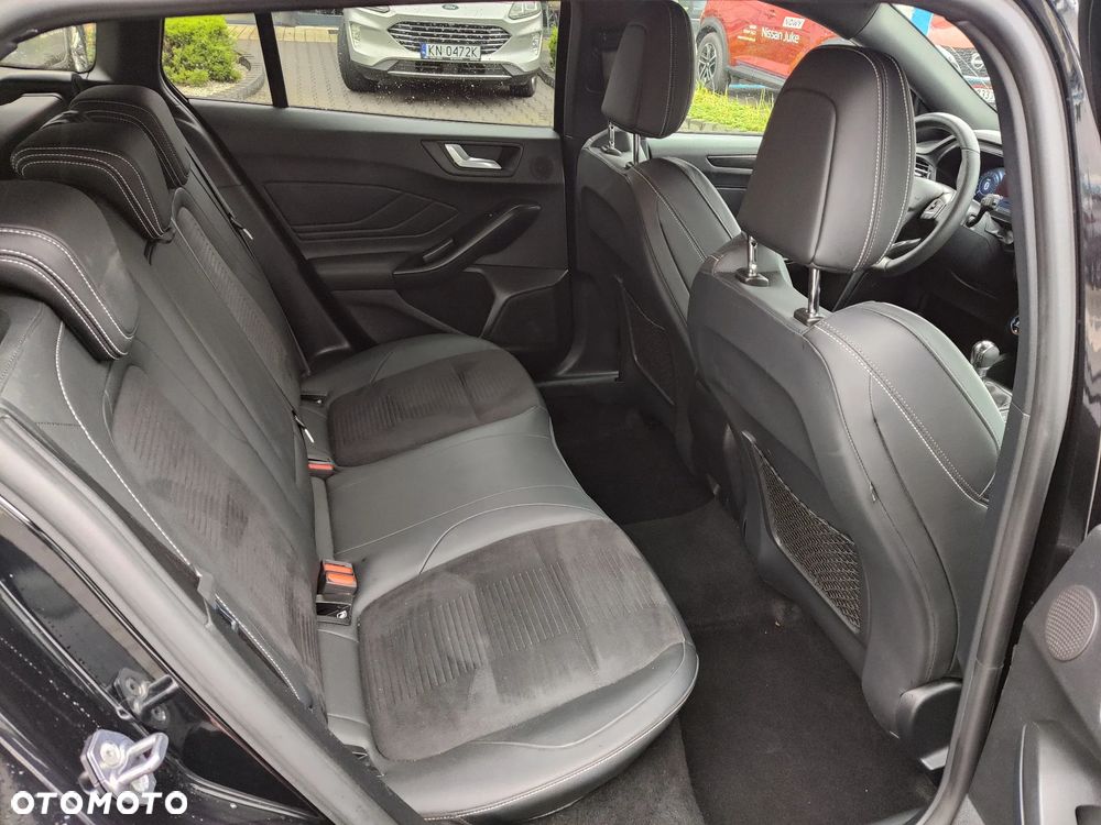 Ford Focus 2.0 EcoBlue ST X - 24