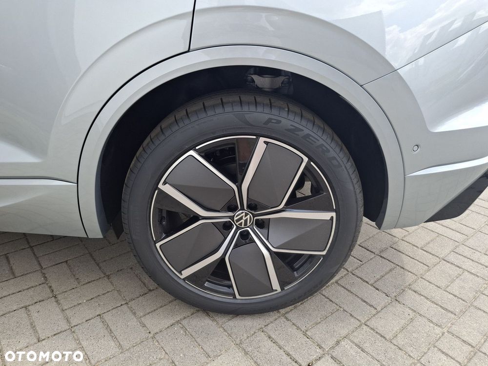 Volkswagen Touareg 3.0 V6 TDI 4Motion R-Line - 11