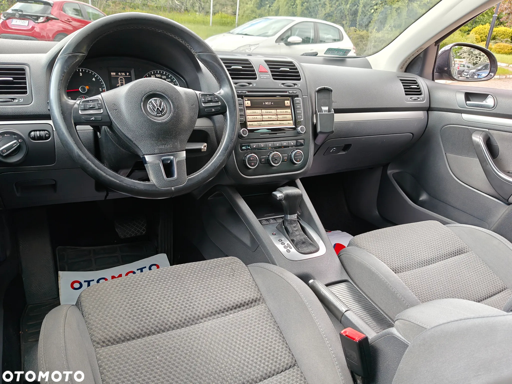 Volkswagen Golf 2.0 TDI DPF DSG Highline - 6