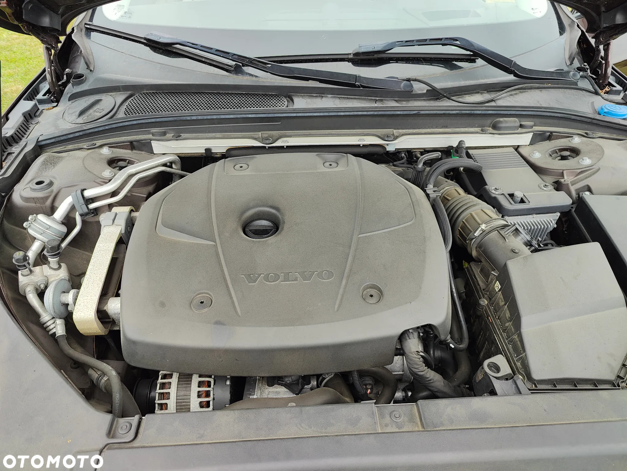 Volvo V90 Cross Country - 2