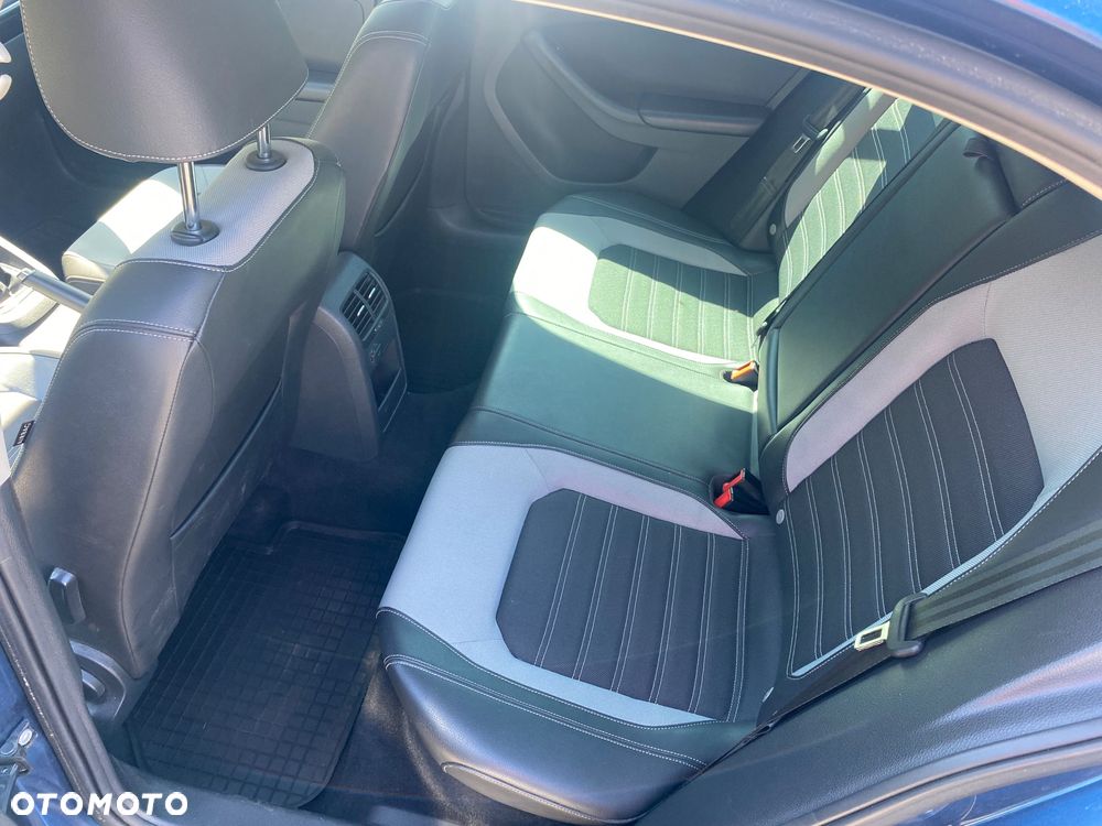 Volkswagen Jetta 1.4 TSI BMT Comfortline - 7