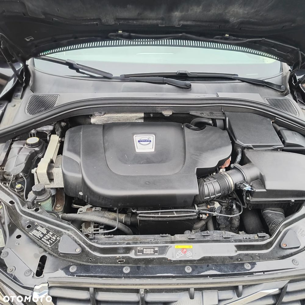 Volvo XC 60 DRIVe R Design - 17