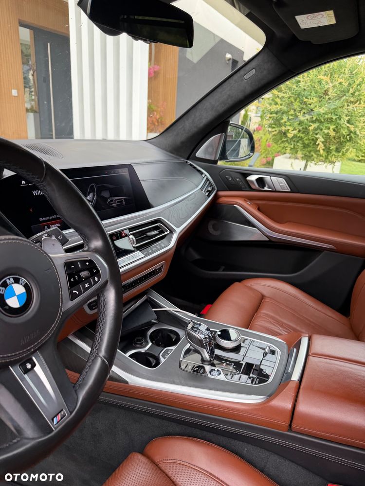 BMW X7 - 29