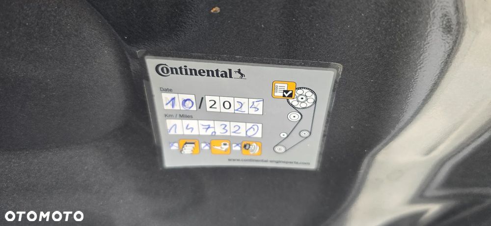 Ford Kuga 1.5 EcoBoost 2x4 Business Edition - 25