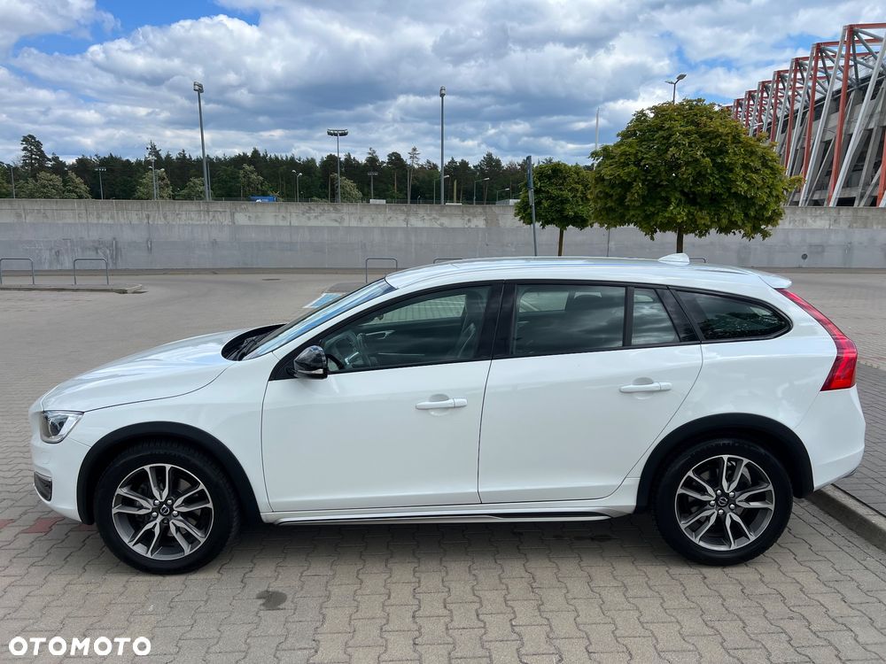 Volvo V60 Cross Country D4 AWD Summum - 28