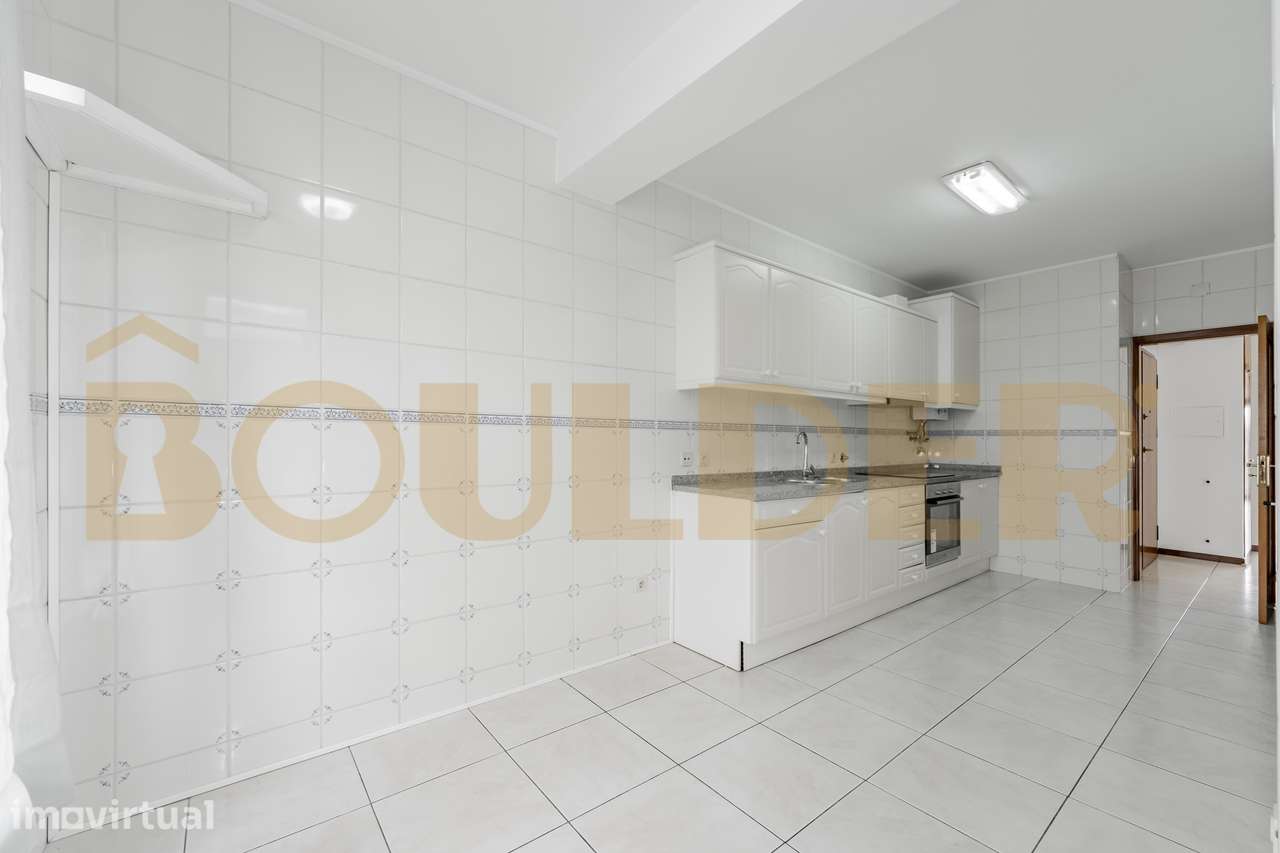 Apartamento T3 em Póvoa de Lanhoso - Grande imagem: 3/32