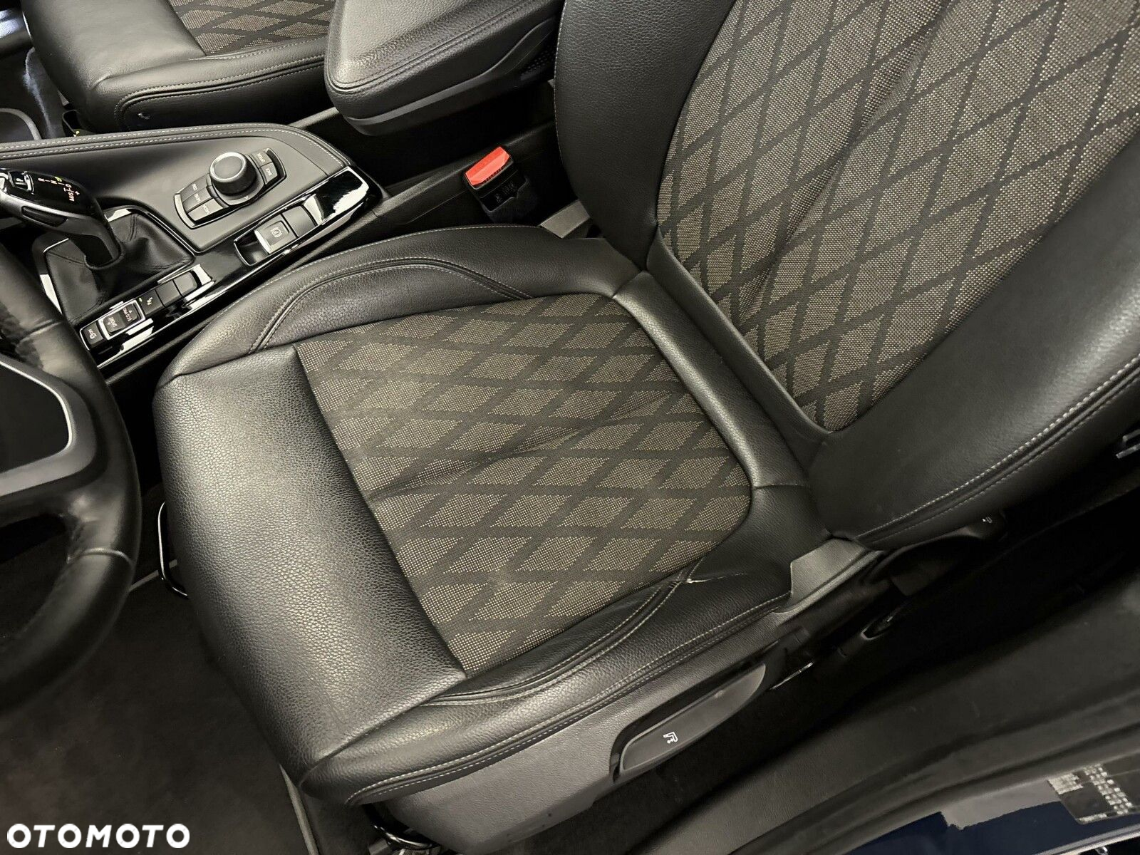 BMW X1 - 13