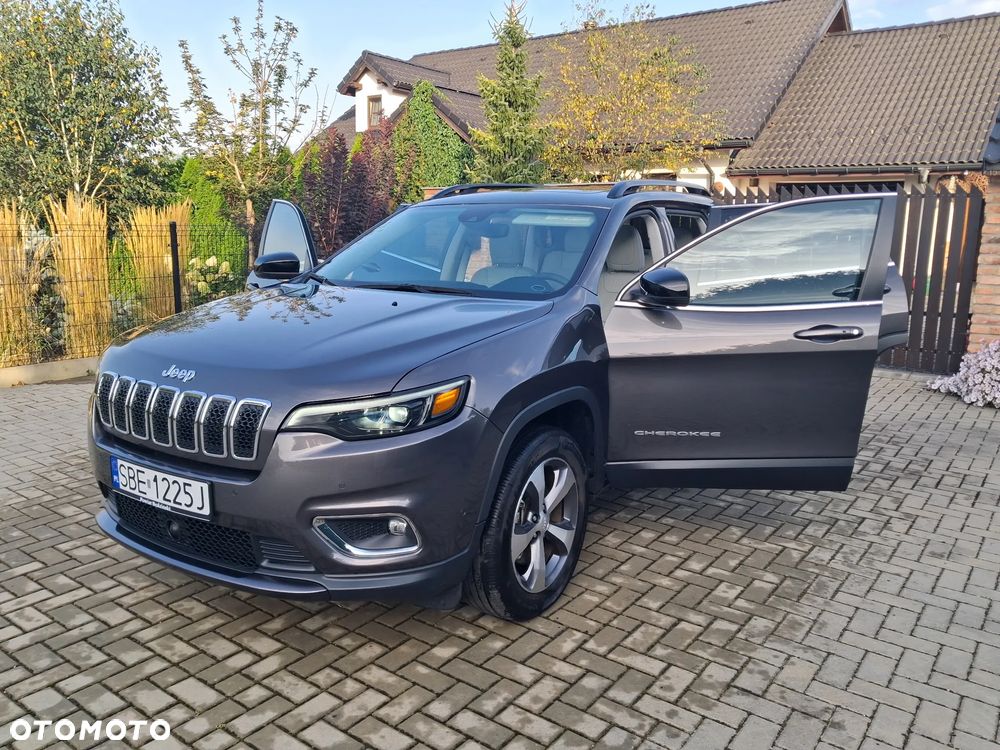 Jeep Cherokee - 5