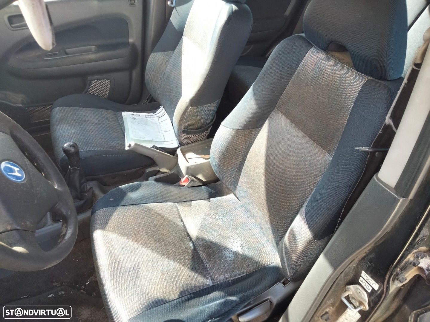Honda HRV 1.6i de 2000 disponível para peças - Catalisador vendido - 9