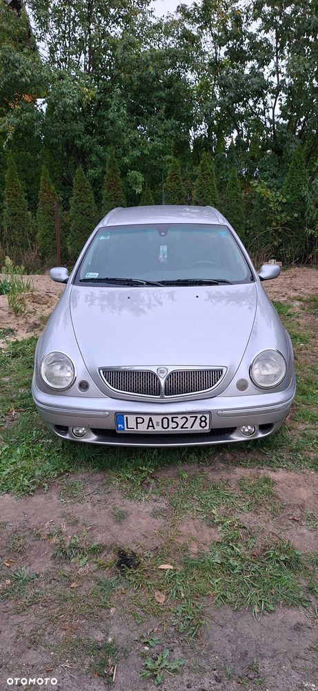 Lancia Lybra - 3
