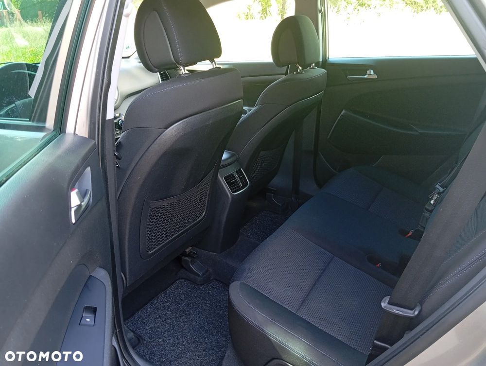 Hyundai Tucson 1.7 CRDI BlueDrive Comfort 2WD - 7
