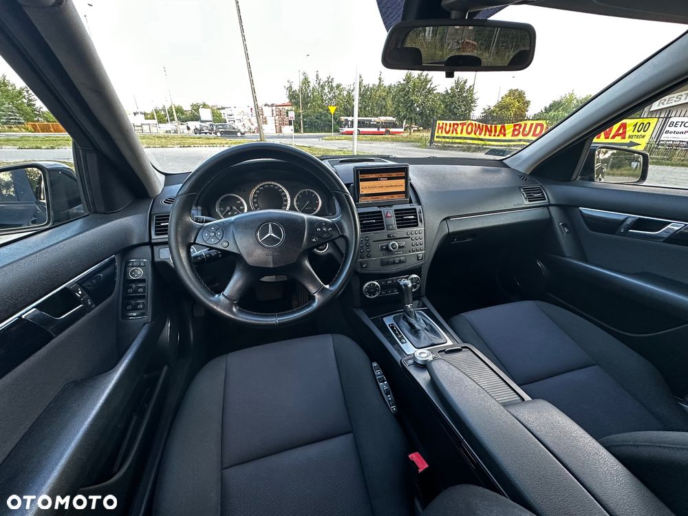 Mercedes-Benz Klasa C 220 CDI DPF Automatik BlueEFFICIENCY Elegance - 20