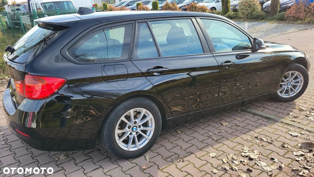 BMW Seria 3 316d - 18