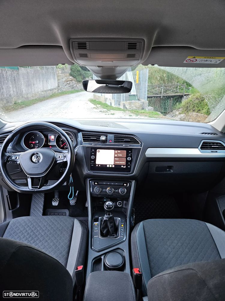 VW Tiguan 2.0 TDI Confortline - 13