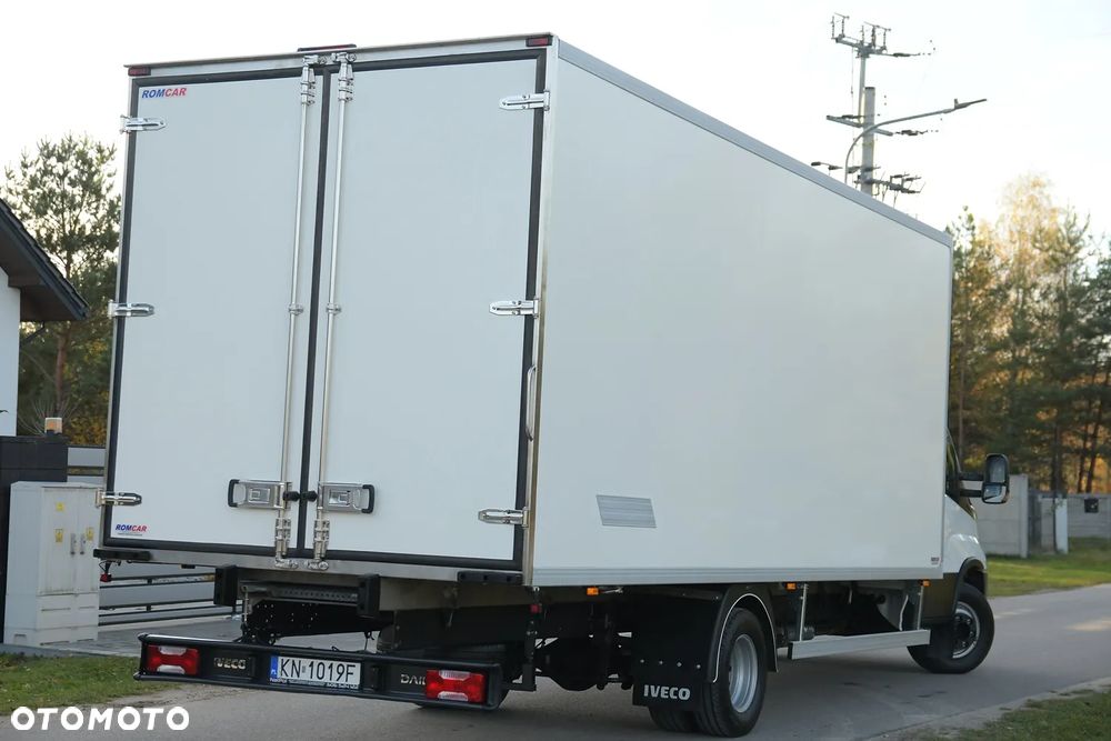 Iveco 72C18  3,0 180KM  Zanotti Z380  230 V 6,1m 12 palet dł -20+20 ładowność 3460kg - 6