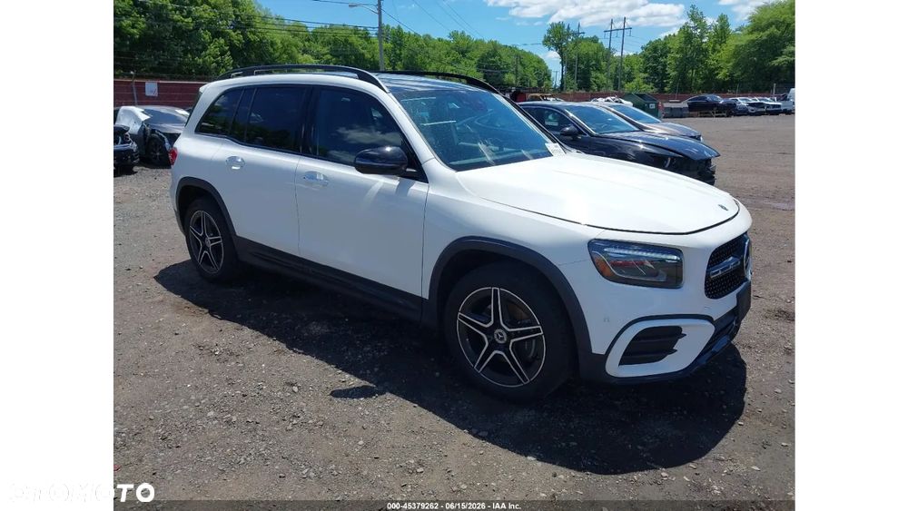 Mercedes-Benz GLB 250 4Matic 8G-DCT AMG Line - 6