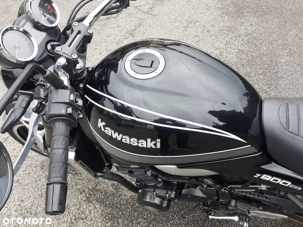 Kawasaki Z 900 RS - 19