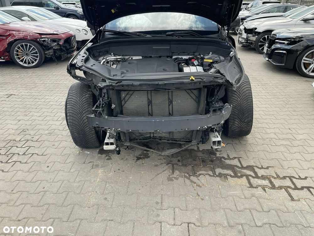 Volvo XC 90 B5 D AWD Geartronic Momentum Pro - 10