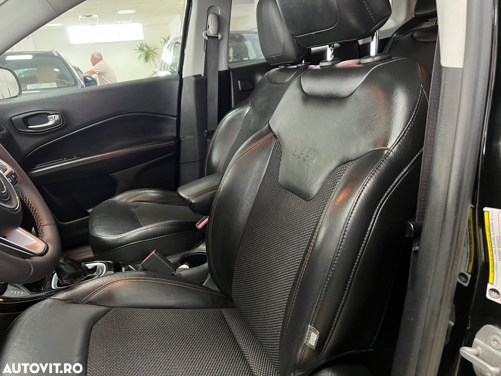 Jeep Compass 2.0 M-Jet 4x4 Limited - 23
