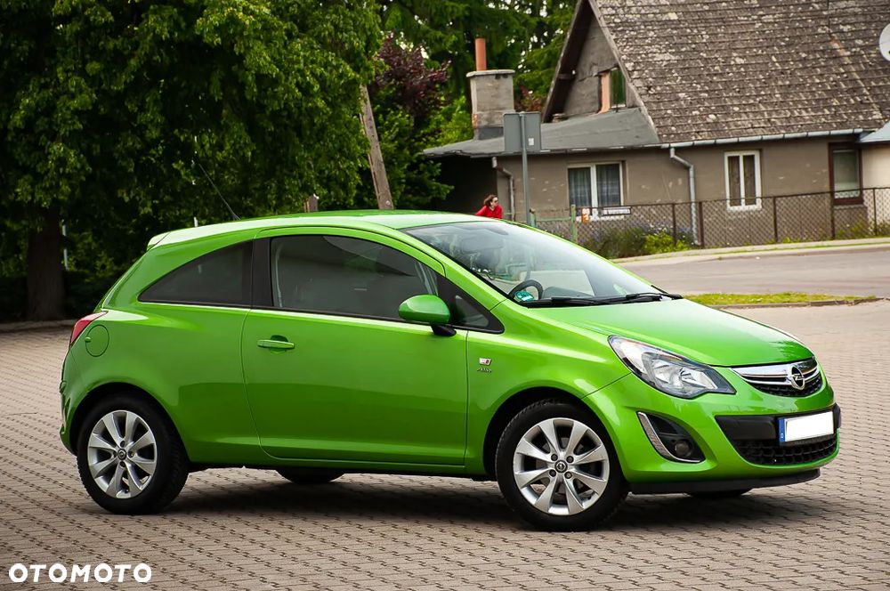 Opel Corsa 1.4 16V Active - 4