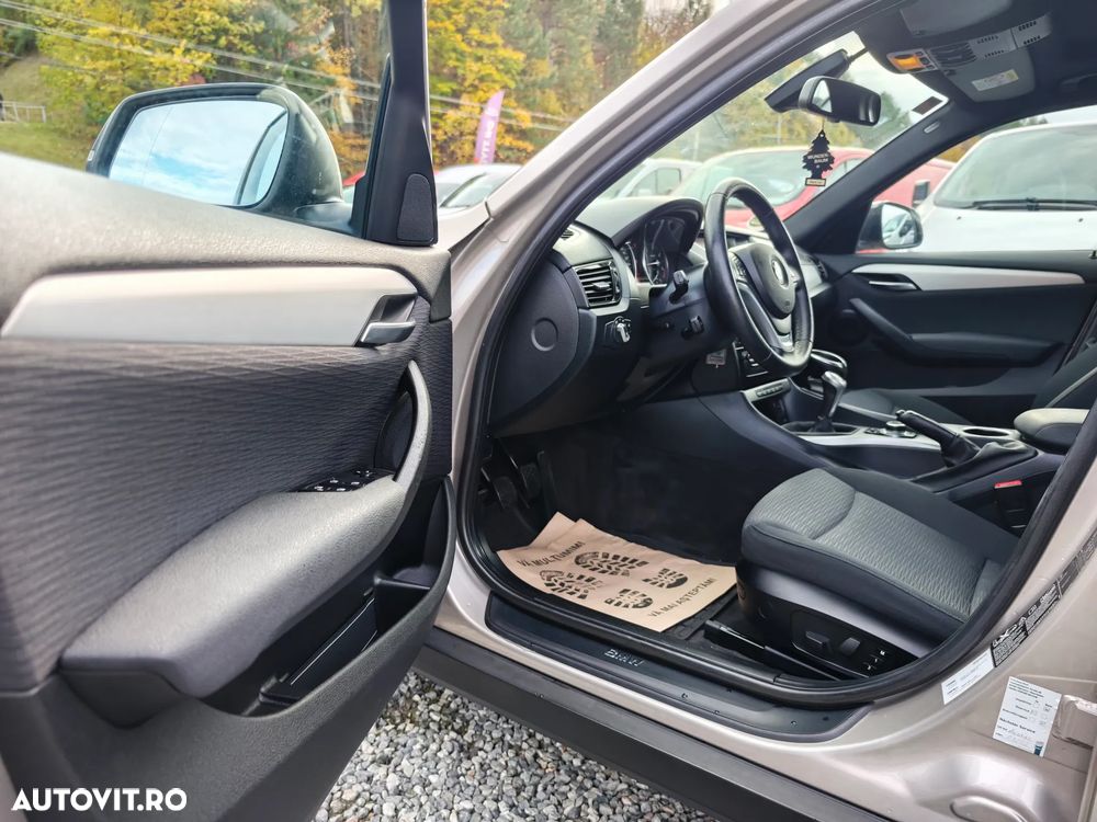 BMW X1 xDrive18d Sport Line - 23
