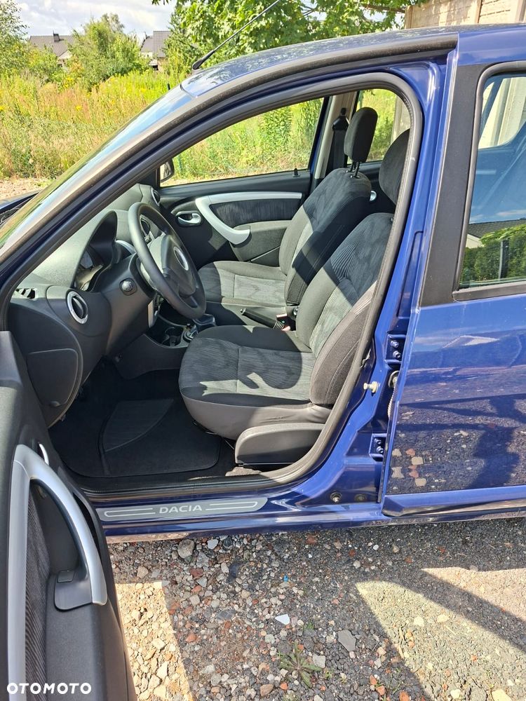 Dacia Sandero - 6