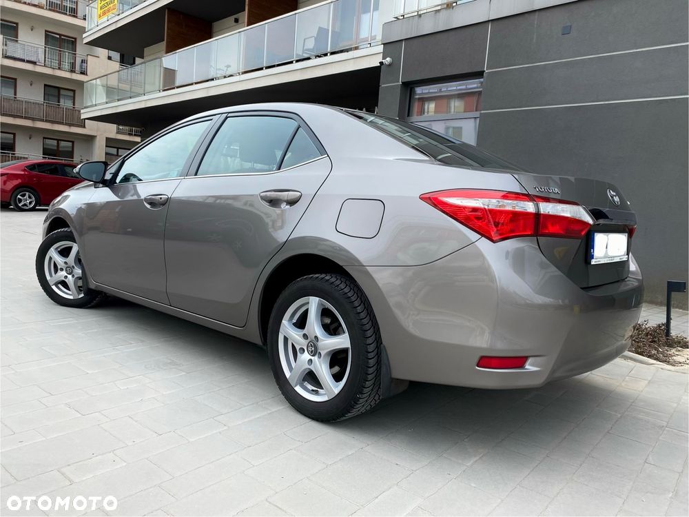Toyota Corolla 1.6 Premium - 20