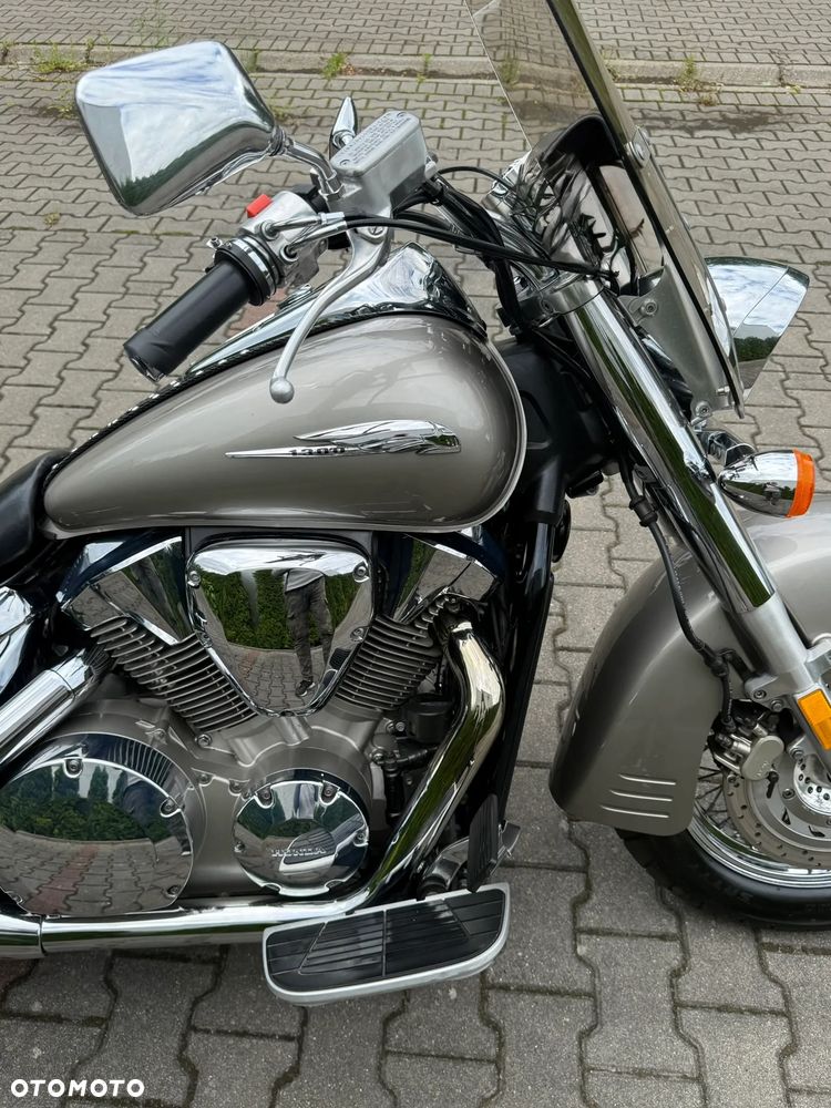 Honda VTX - 20