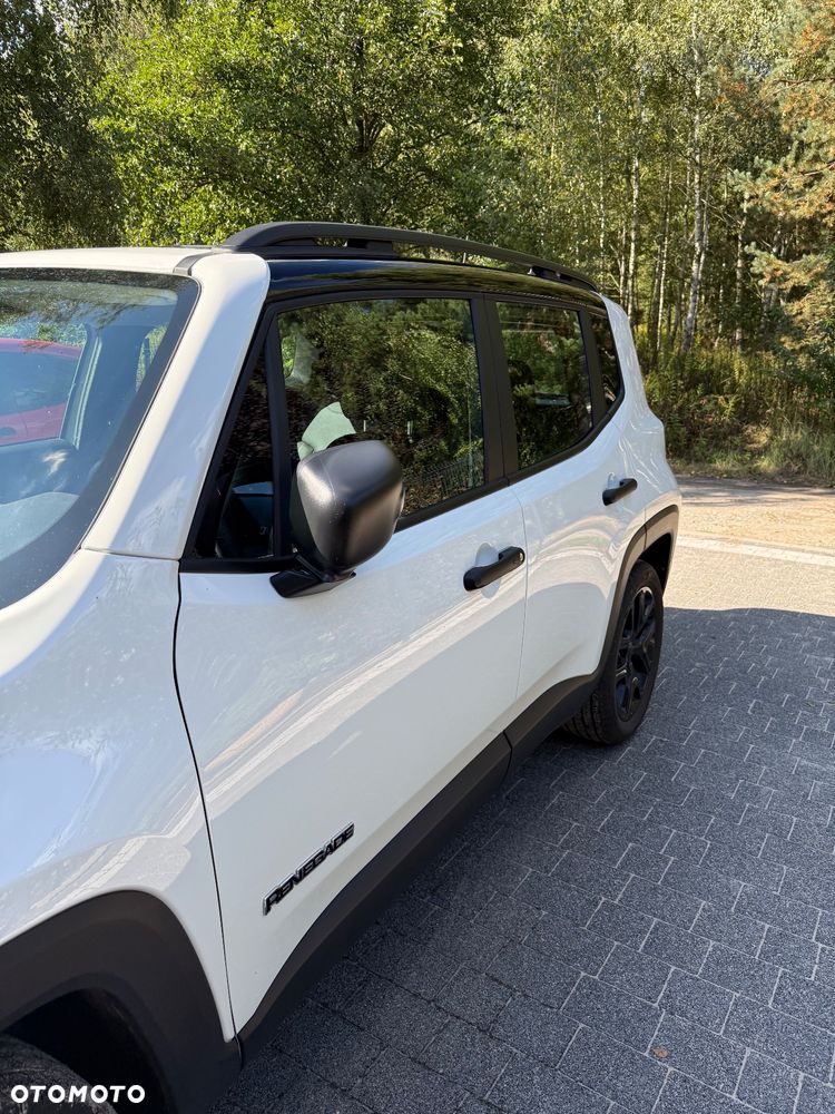 Jeep Renegade - 12
