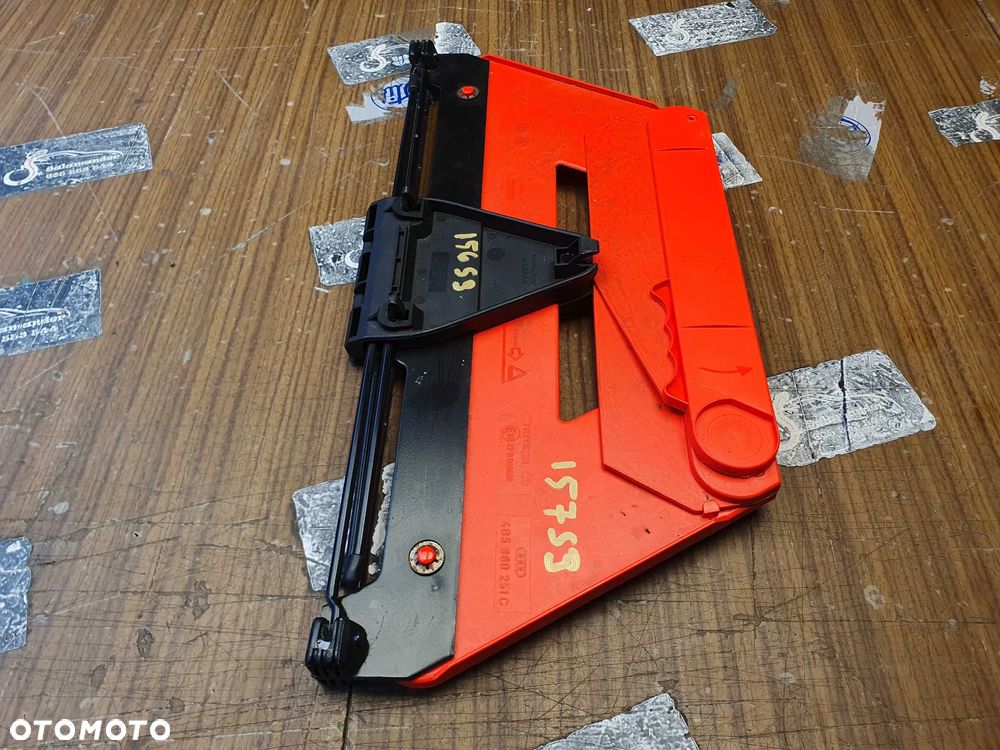 Uchwyt 8E5860285 4B5860251C Mocowanie Rygiel Trojkat Ostrzegawczy Klapa Audi A4 B6 B7 Sedan - 12