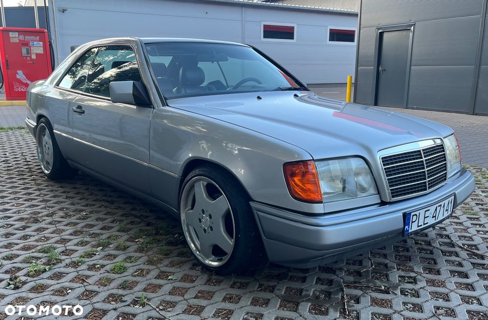 Mercedes-Benz Klasa E - 9