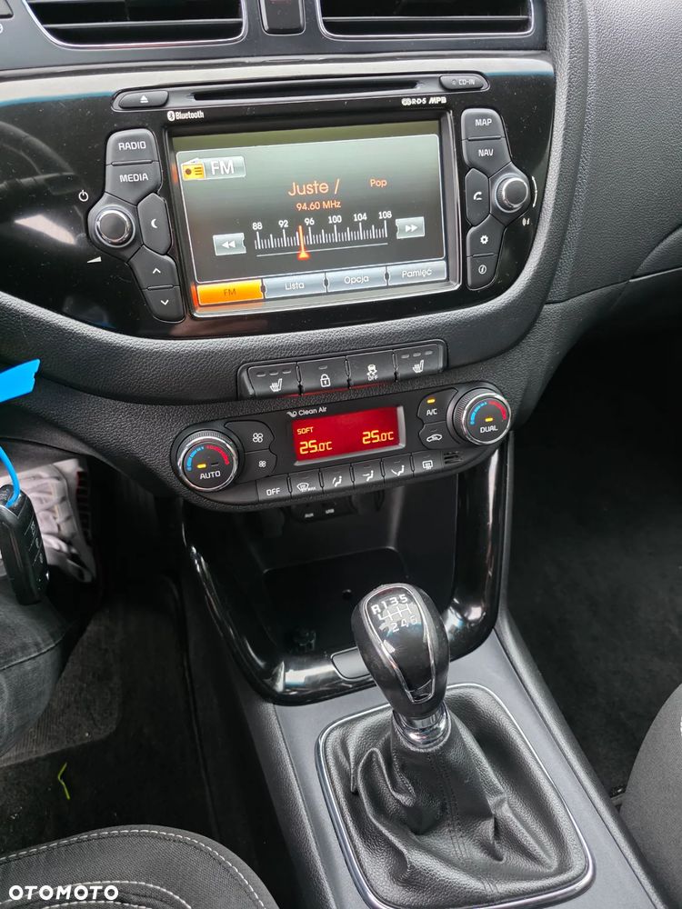 Kia Ceed 1.6 GDI Dream Team Edition - 10