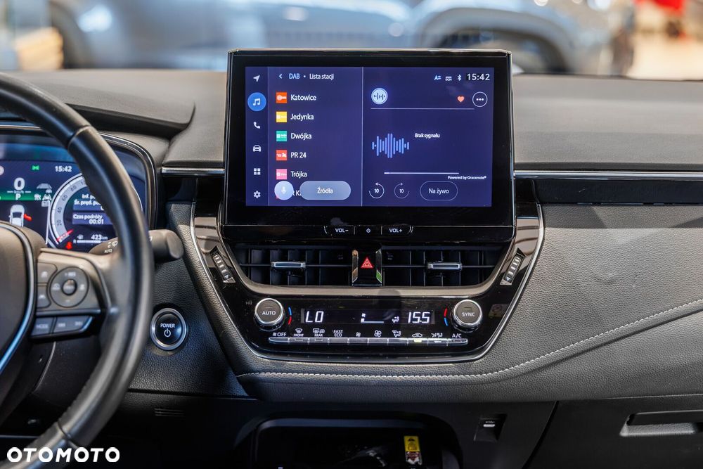 Toyota Corolla 1.8 Hybrid Comfort - 24