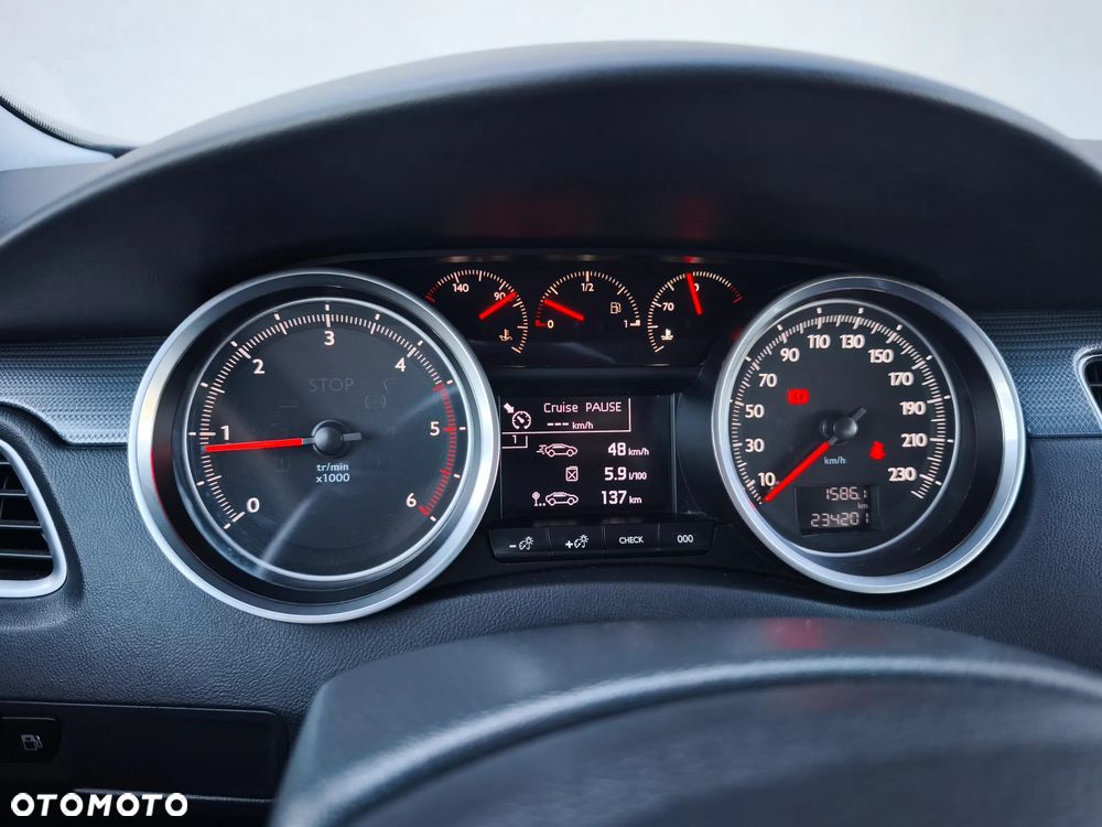 Peugeot 508 HDi FAP 140 Allure - 30