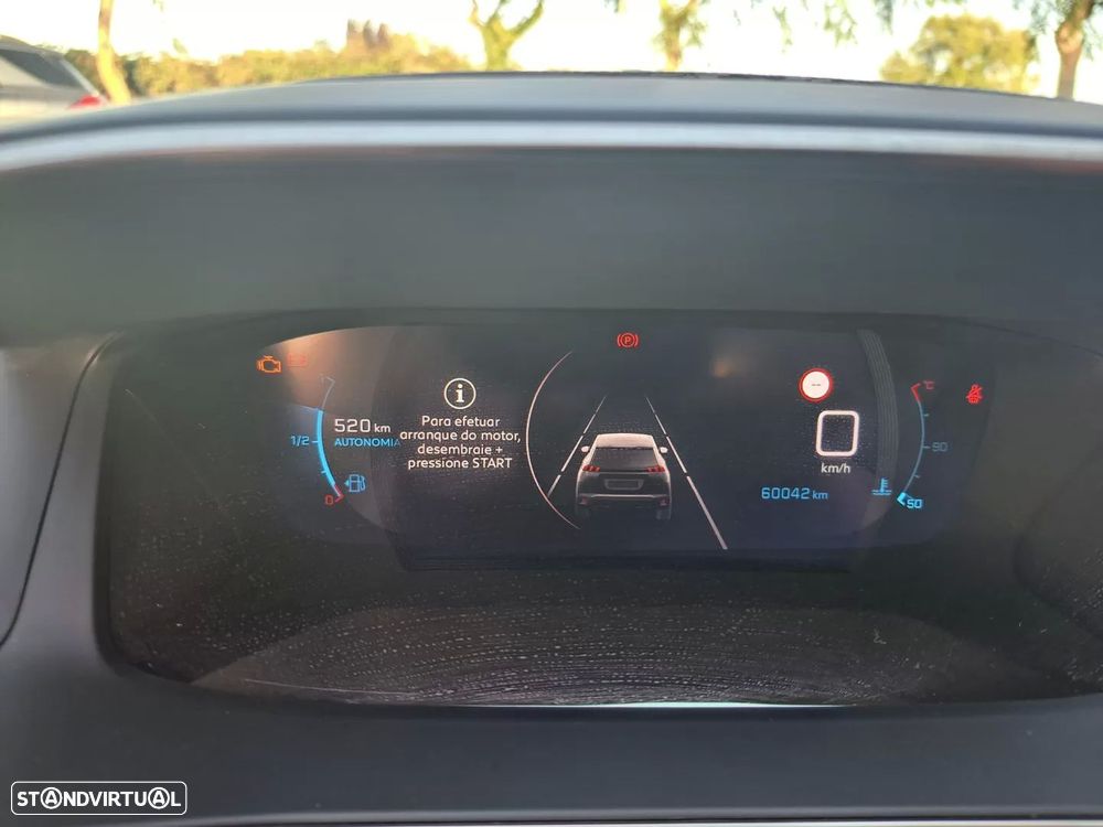 Peugeot 2008 - 9