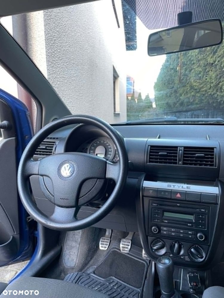 Volkswagen Fox - 12