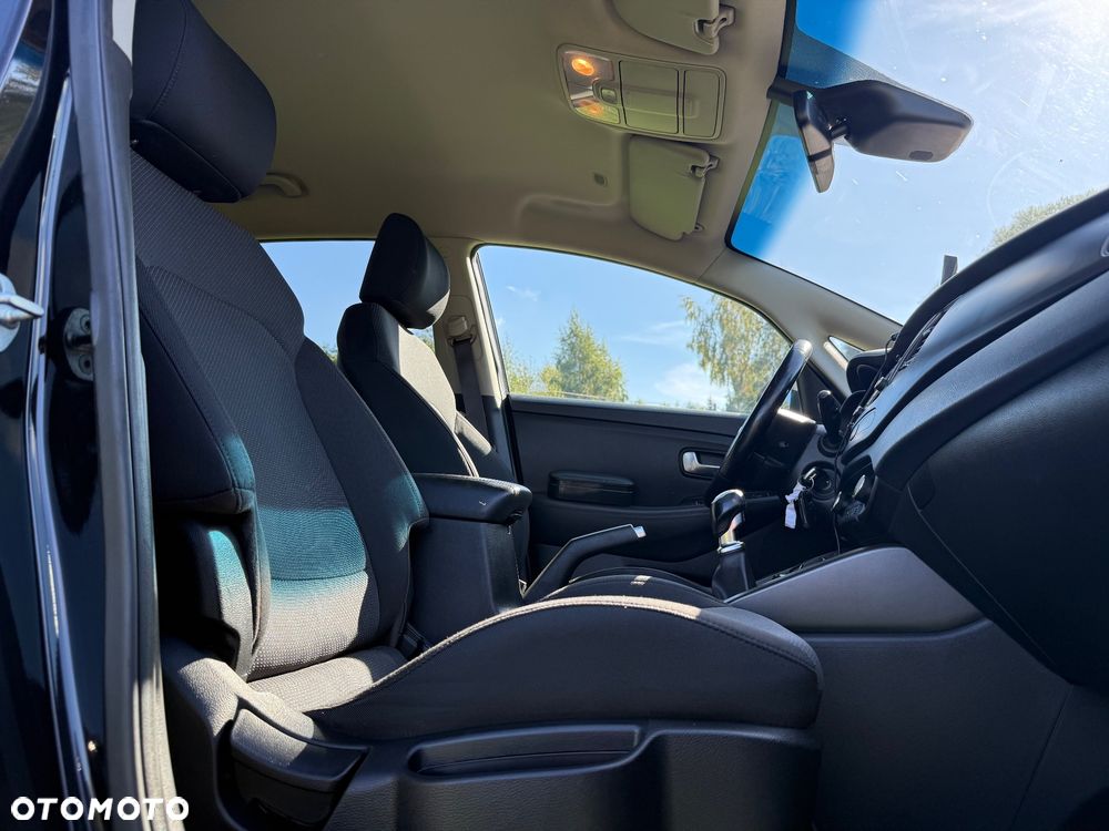 Kia Carens 1.7 CRDi L - 6
