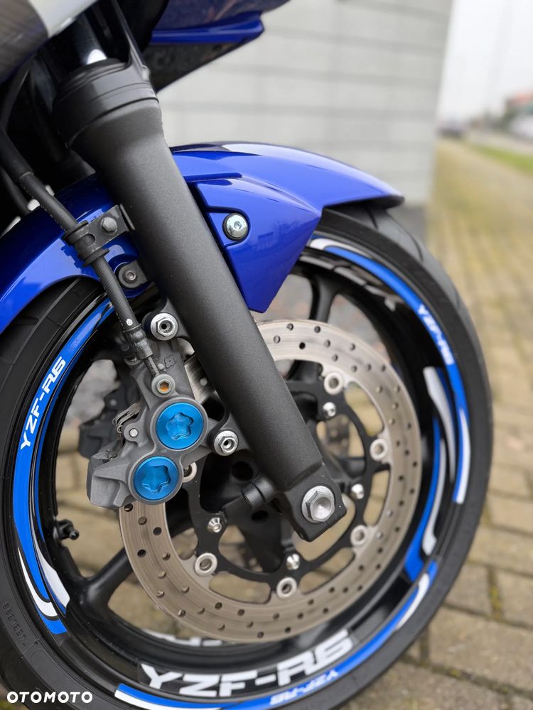 Yamaha R6 - 15