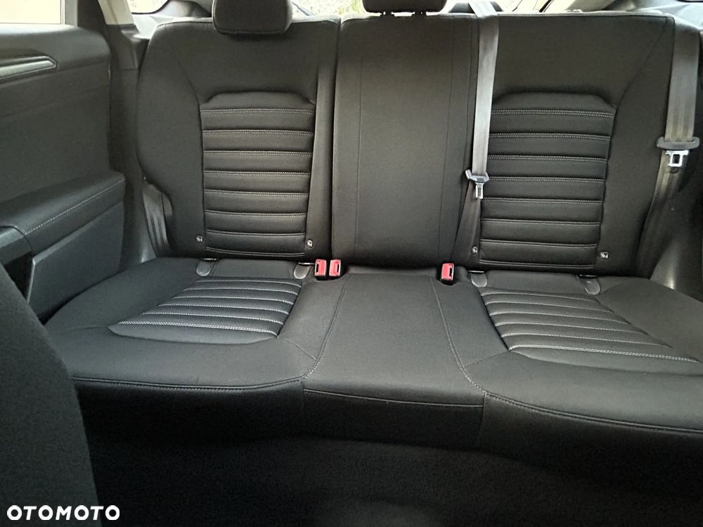 Ford Mondeo 2.0 TDCi Ambiente Plus - 20