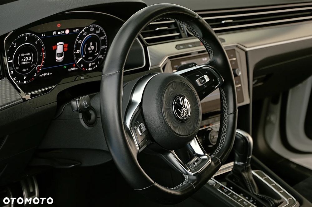 Volkswagen Arteon 2.0 TDI Bi-Turbo SCR 4Mot R-Line Edition DSG - 11