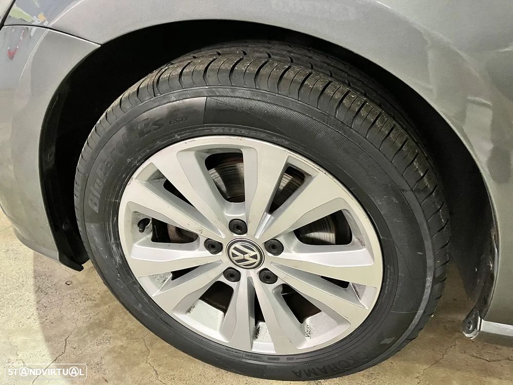 VW Golf Variant 1.6 TDi Confortline - 8