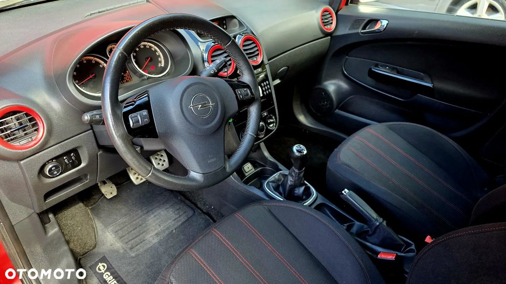 Opel Corsa 1.4 16V Innovation - 16