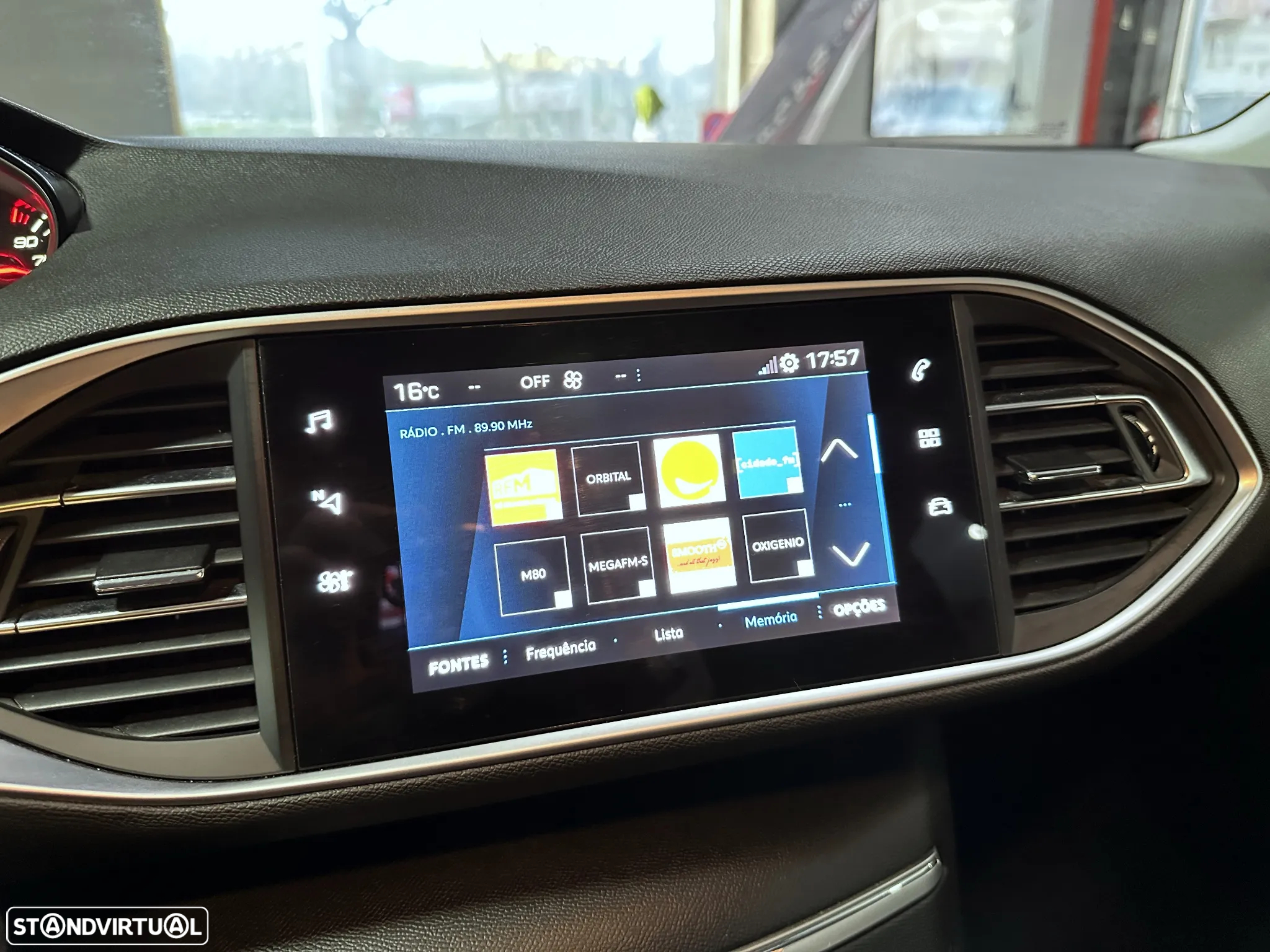 Peugeot 308 SW 1.2 PureTech Active - 28
