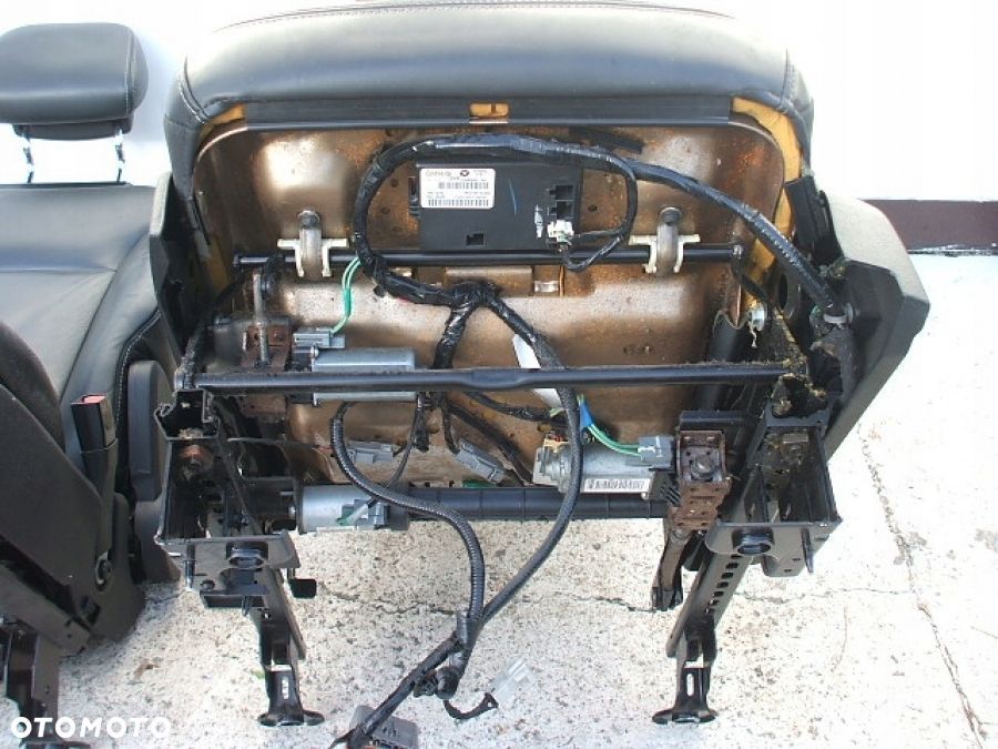 FIAT FREEMONT FOTELE FOTEL komplet skóra 7 osób - 4