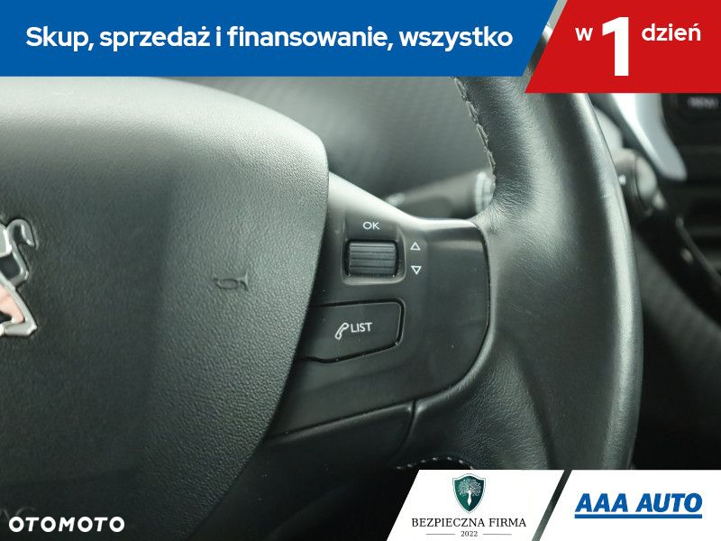 Peugeot 2008 - 17