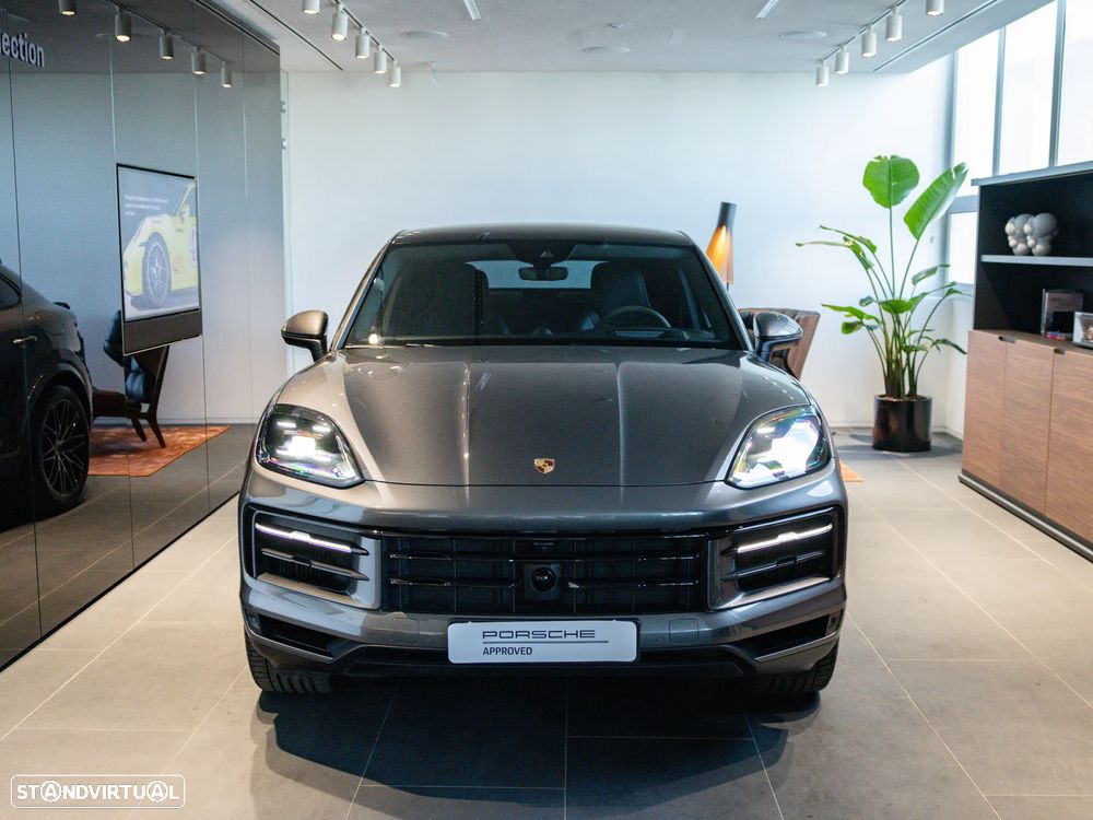 Porsche Cayenne Coupé E-Hybrid - 13