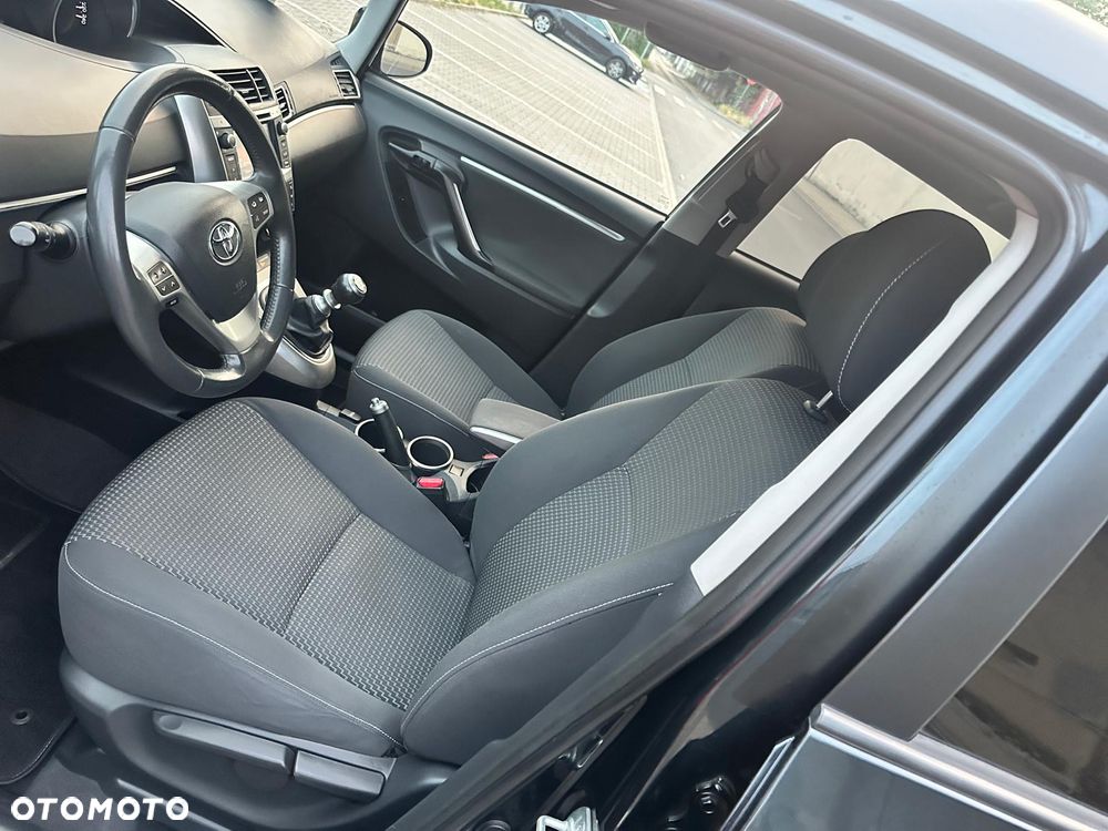 Toyota Verso - 17